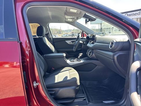 Used 2024 Chevrolet Blazer LT w/ Convenience Package image 32