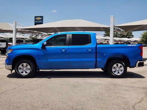 Used 2025 Chevrolet Silverado 1500 LT AWD/4WD image 4