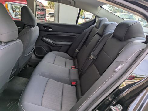 Used 2022 Nissan Altima 2.5 SV AWD/4WD image 14