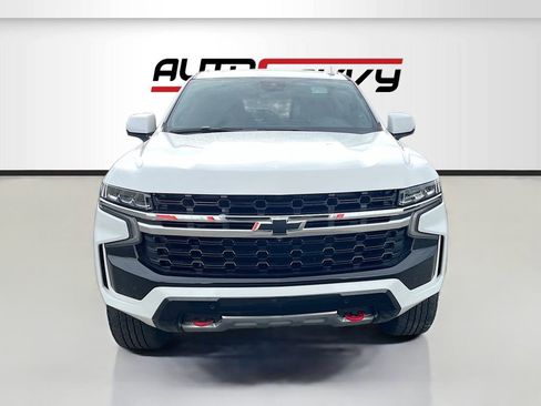 Used 2024 Chevrolet Suburban Z71 w/ Luxury Package AWD/4WD image 2