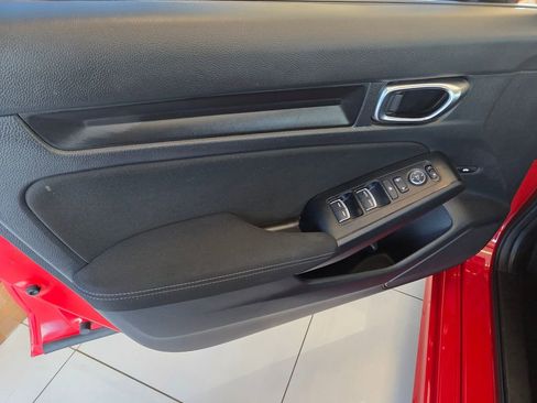 Certified 2025 Honda Civic Sport image 11