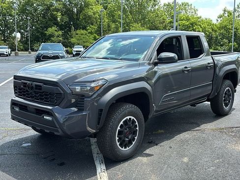 New 2026 Toyota Tacoma TRD Off-Road w/ TRD Off Road Upgrade Package AWD/4WD image 2