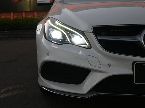 Used 2017 Mercedes-Benz E 400 Cabriolet image 3