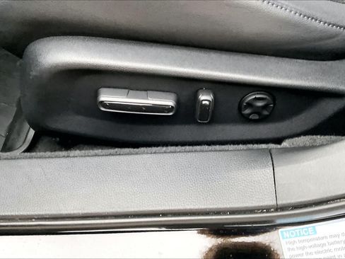 Used 2020 Honda Accord Touring image 31