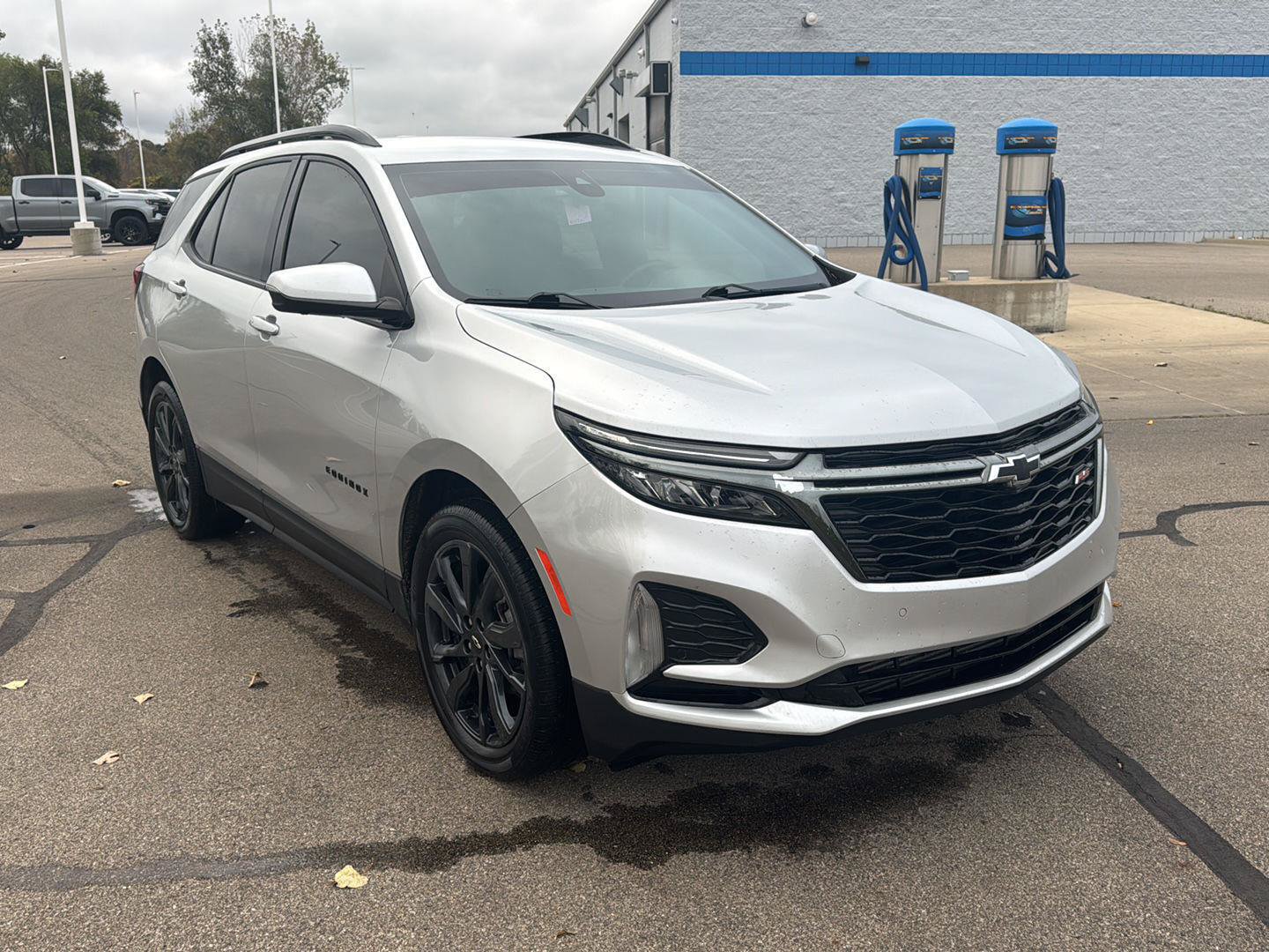 Used 2022 Chevrolet Equinox RS w/ RS Leather Package FWD image 7