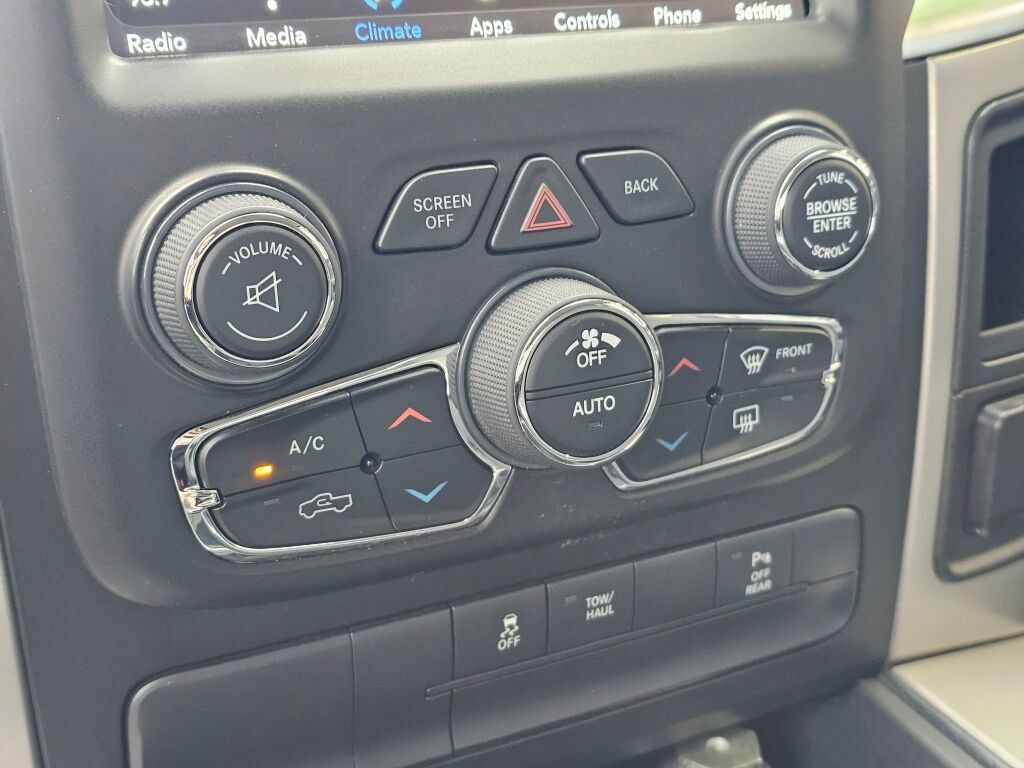 Used 2019 RAM 1500 Warlock AWD/4WD image 28