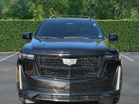 Used 2022 Cadillac Escalade ESV Sport w/ Touring Package AWD/4WD image 9