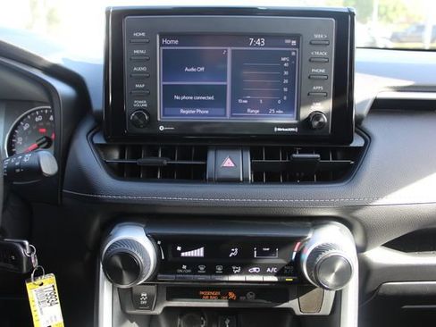 Used 2021 Toyota RAV4 LE w/ Carpet Mat Package (TMS) FWD image 34