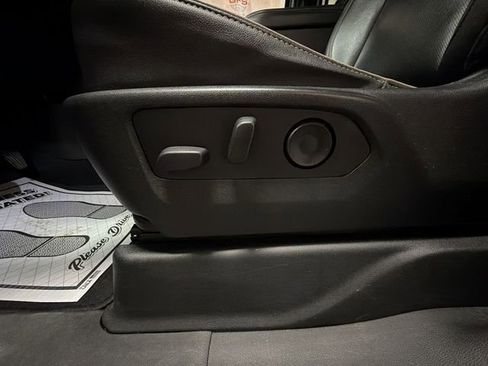 Certified 2021 GMC Yukon XL SLT image 12