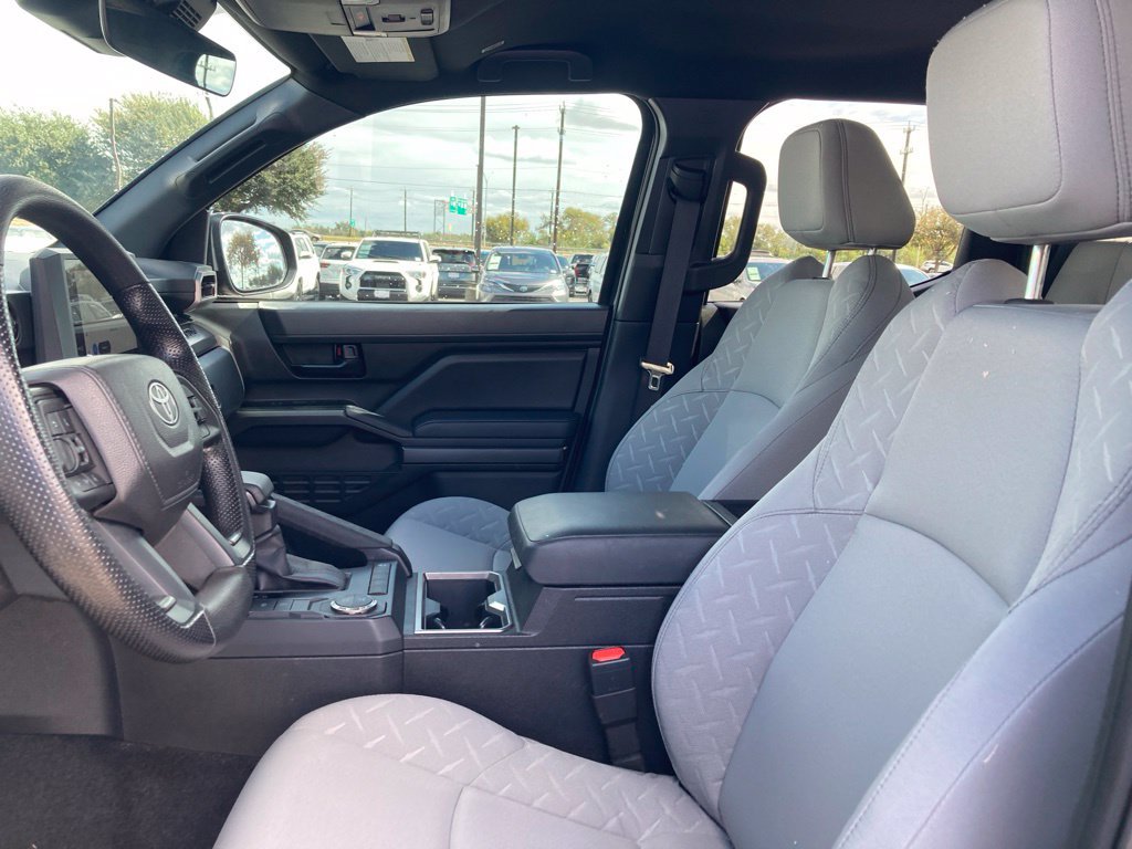 Used 2025 Toyota Tacoma SR5 RWD image 10