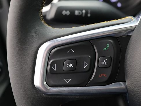 Used 2024 Jeep Wrangler Unlimited Sahara AWD/4WD image 19
