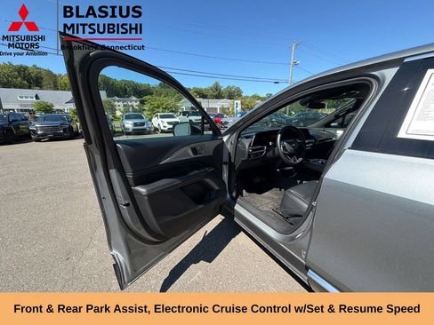 Used 2024 Cadillac Lyriq Tech w/ Driver Assist Package AWD/4WD image 10