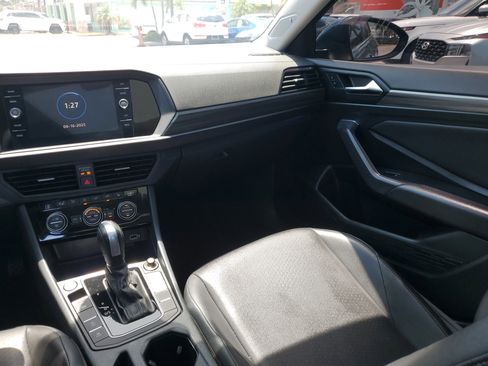 Used 2020 Volkswagen Jetta SEL image 33