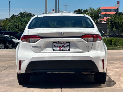 Certified 2024 Toyota Corolla LE FWD image 6