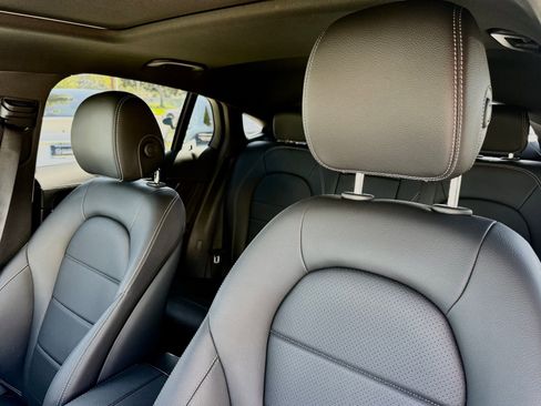 Used 2023 Mercedes-Benz GLC 300 4MATIC Coupe image 28