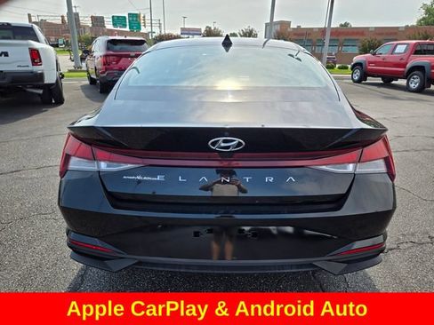 Used 2021 Hyundai Elantra SEL FWD image 8