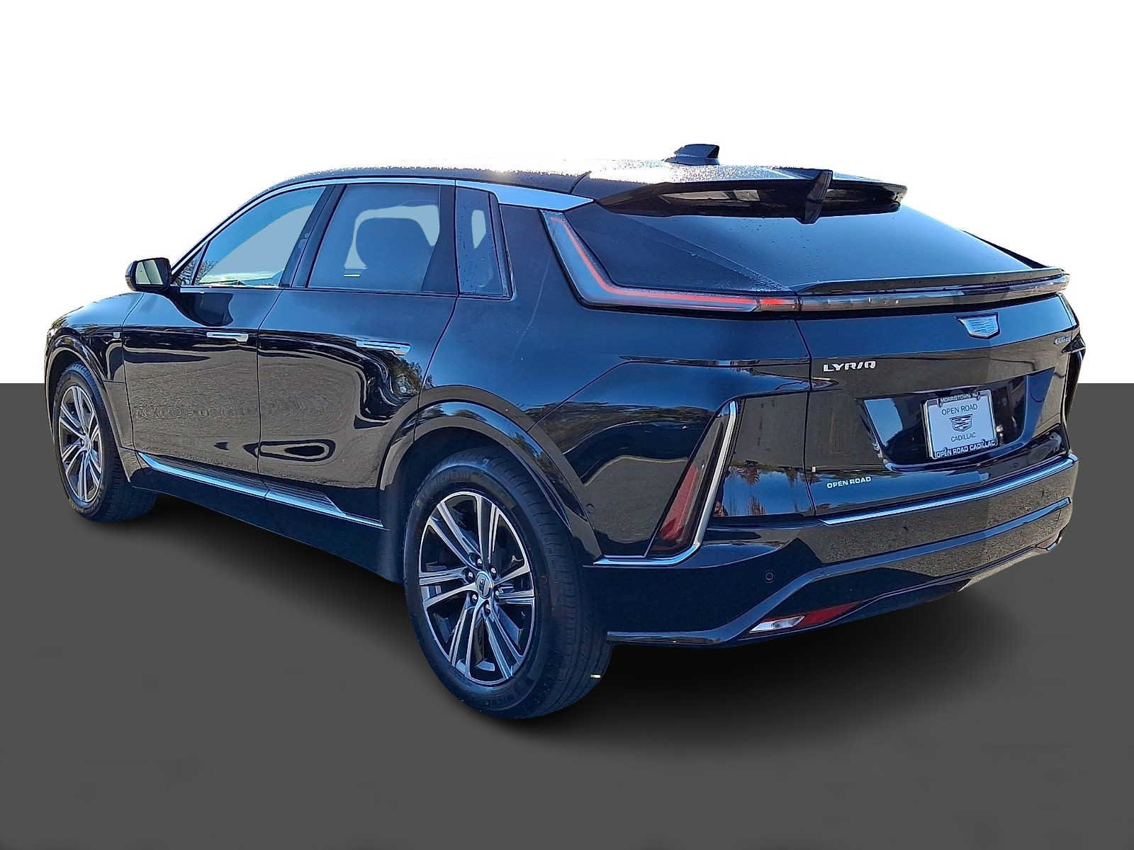 Used 2026 Cadillac Lyriq Luxury AWD/4WD image 4