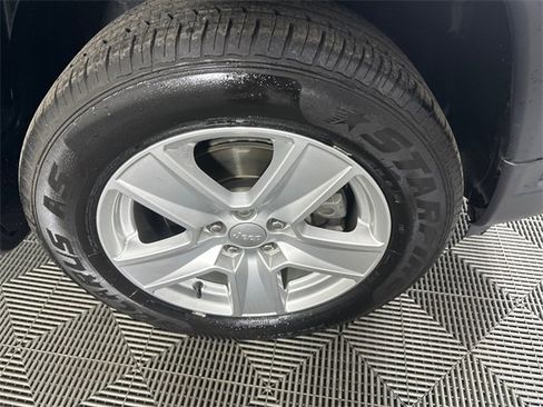 Certified 2022 Jeep Compass Latitude image 12