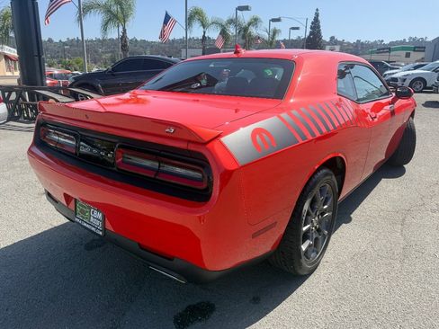 Used 2018 Dodge Challenger GT AWD/4WD image 9