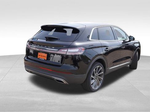 Used 2022 Lincoln Nautilus Reserve w/ Equipment Group 201A AWD/4WD image 5