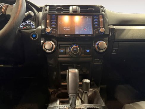 Used 2020 Toyota 4Runner Venture image 13