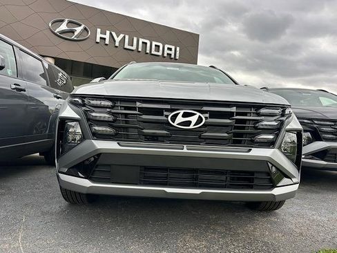 New 2026 Hyundai Tucson SEL image 2