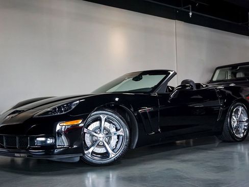 Used 2011 Chevrolet Corvette Grand Sport w/ Preferred Equipment Group image 1