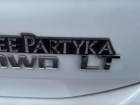 Used 2021 Chevrolet Equinox LT image 45