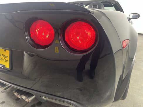 Used 2010 Chevrolet Corvette Grand Sport w/ Preferred Equipment Group image 21