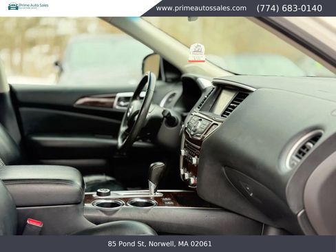Used 2016 Nissan Pathfinder SL w/ SL Tech Package image 20