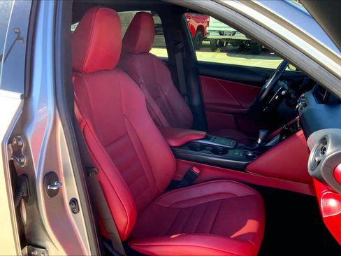 Used 2023 Lexus IS 350 F Sport image 9