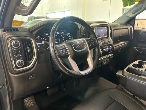 Used 2021 GMC Sierra 1500 SLT w/ X31 Off-Road Package AWD/4WD image 12