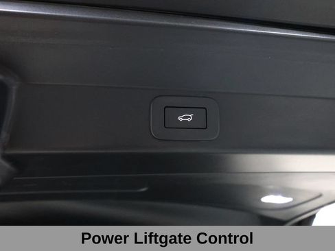 Used 2024 Land Rover Range Rover Sport SE AWD/4WD image 41