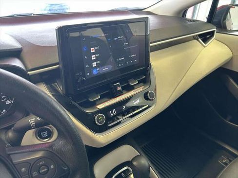Certified 2025 Toyota Corolla LE w/ Convenience Package FWD image 21