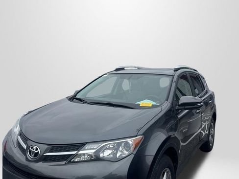 Used 2015 Toyota RAV4 XLE AWD/4WD image 1