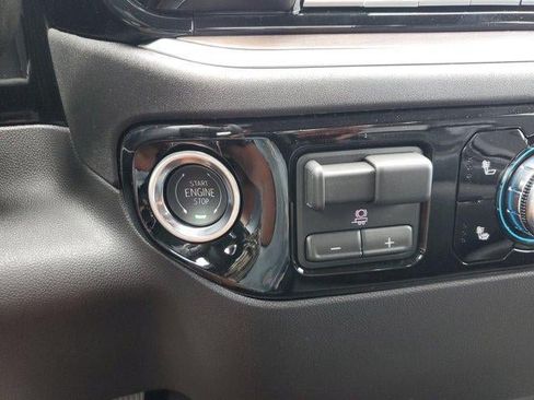 New 2026 GMC Sierra 1500 SLT AWD/4WD image 31
