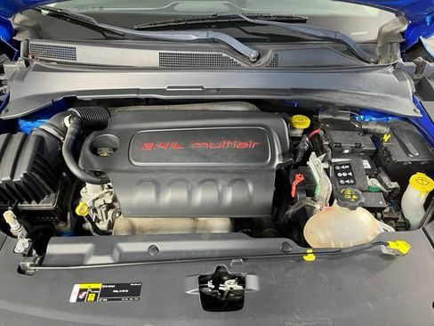 Used 2018 Jeep Compass Latitude w/ Popular Equipment Group AWD/4WD image 46