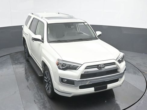 Used 2023 Toyota 4Runner Limited image 41