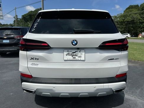 Used 2024 BMW X5 xDrive40i w/ Premium Package image 6