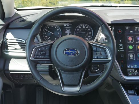 Used 2023 Subaru Outback Onyx Edition AWD/4WD image 7