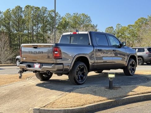 New 2026 RAM 1500 4x4 Crew Cab image 7