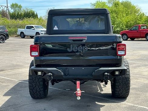 Used 2021 Jeep Gladiator Sport image 6