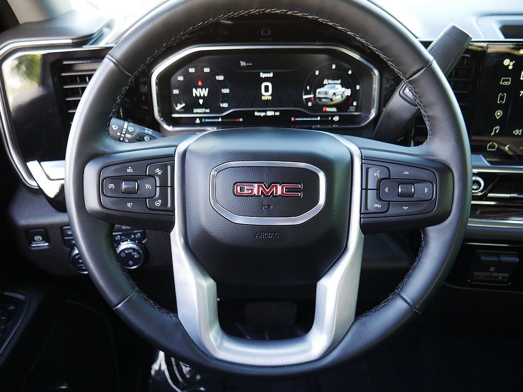 Used 2024 GMC Sierra 1500 SLE w/ X31 Off-Road Package AWD/4WD image 18