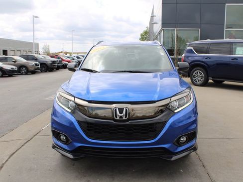 Used 2021 Honda HR-V Sport image 2