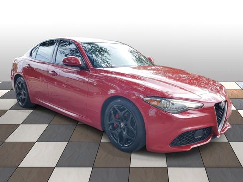 Used 2022 Alfa Romeo Giulia Ti w/ Active Assist Plus Package image 3