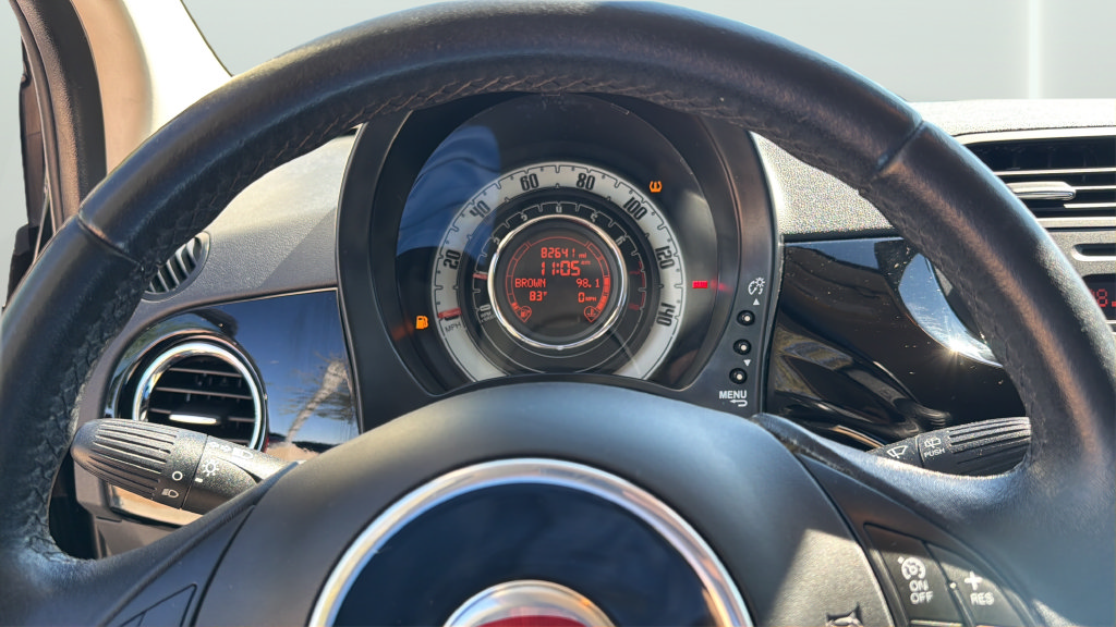 Used 2015 FIAT 500 Pop FWD image 14