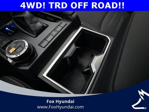 Used 2024 Toyota Tacoma TRD Off-Road image 16