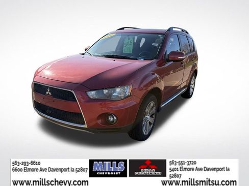 Used 2010 Mitsubishi Outlander SE image 1