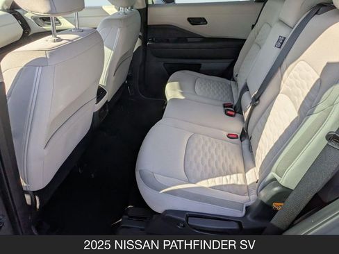 Used 2025 Nissan Pathfinder SV AWD/4WD image 15
