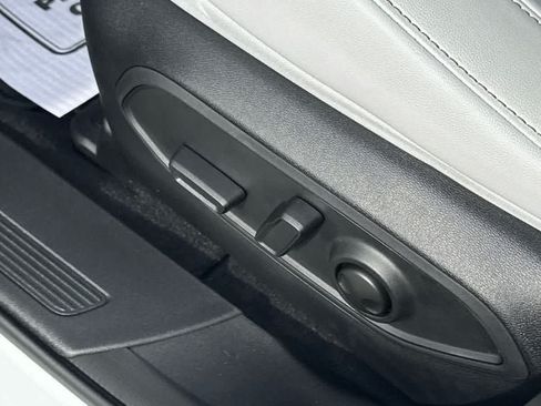 New 2026 Jeep Cherokee Limited AWD/4WD image 23